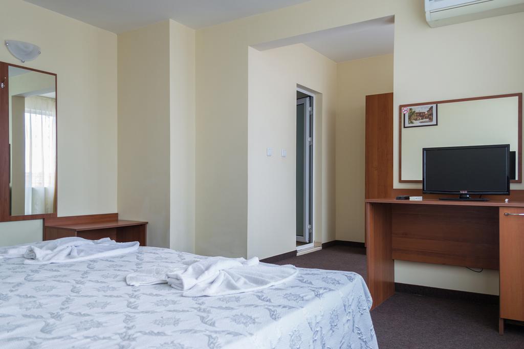 Sandor Hotel Nesebar Bagian luar foto
