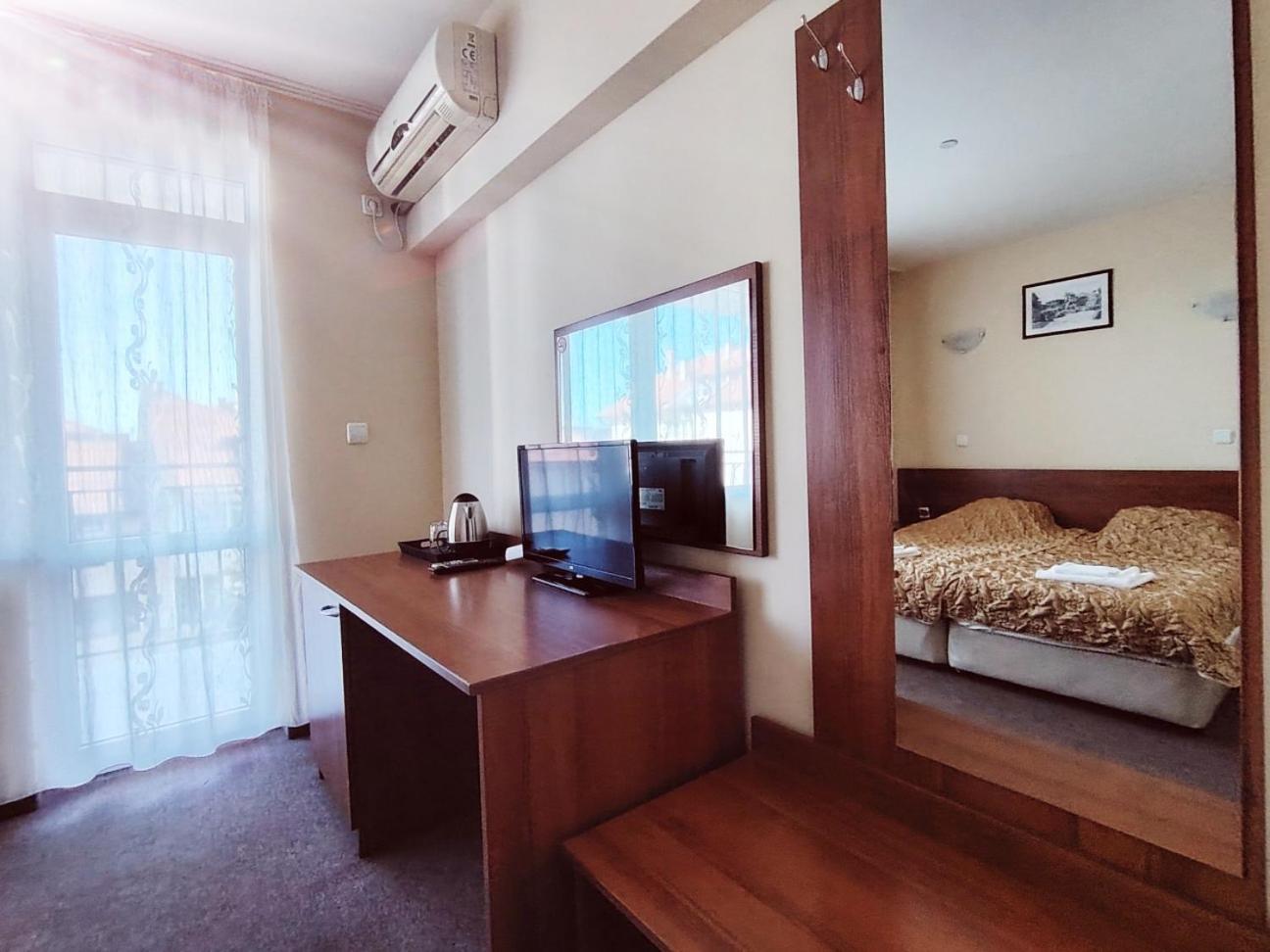 Sandor Hotel Nesebar Bagian luar foto