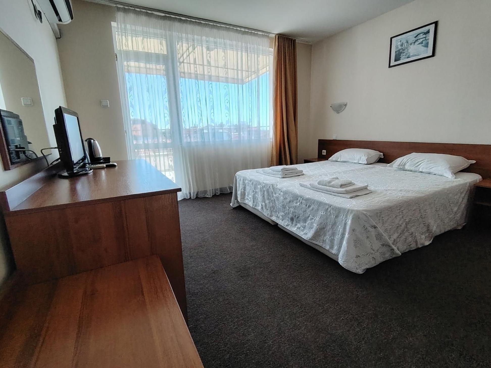 Sandor Hotel Nesebar Bagian luar foto