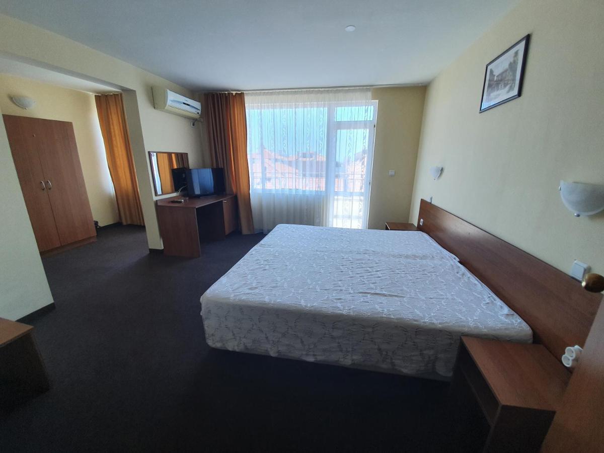 Sandor Hotel Nesebar Bagian luar foto