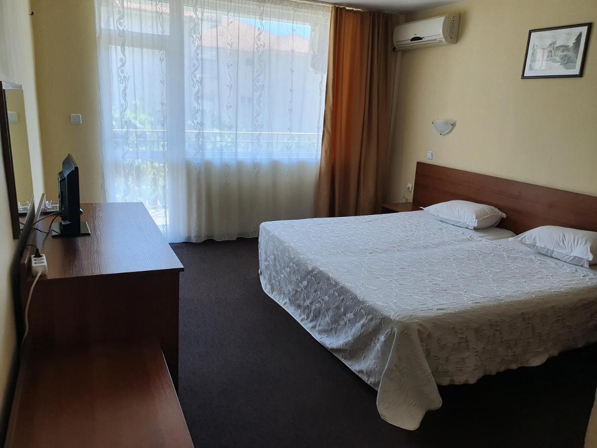 Sandor Hotel Nesebar Bagian luar foto
